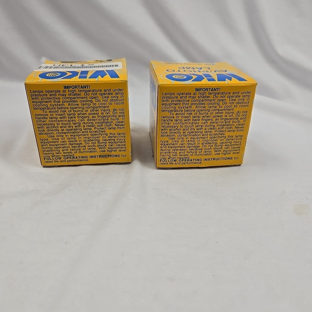 Lot of‎ 2 - Wiko ELH 120V 300W Projector Bulbs (5860) - Picture 4 of 6